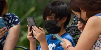 Rescatan a niño enganchado con videojuego “Free Fire” en Oaxaca