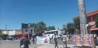 Con bloqueos masivos, nuevamente STEUABJO exigen cumplimiento a sus demandas.