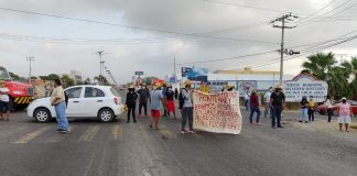 Con bloqueo, pobladores del Istmo exigen respeto a elecciones