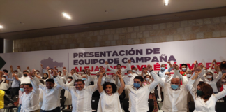 Presenta Avilés a su equipo de campaña