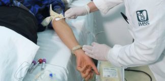 Federalizar servicios de salud costará 200 mil mdp: AMLO