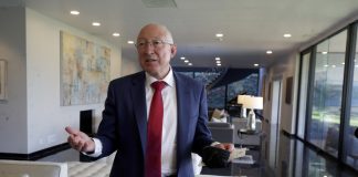 Hay “mucho éxito” en la relación México-EU, afirma Ken Salazar