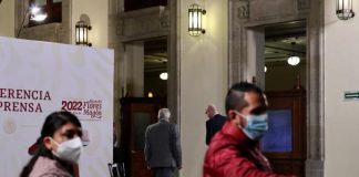 Sin novedad “hasta el momento” tras el sismo, reporta López Obrador