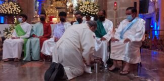 Realiza Arzobispo de Oaxaca lavatorio de pies