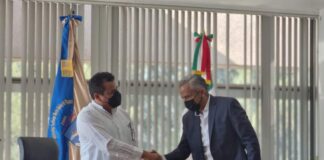 Eduardo Bautista admite su derrota y entrega la UABJO a Christian Carreño