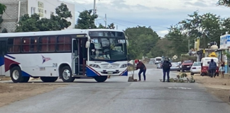 Reportan enfrentamiento entre pobladores y paracaidistas en Cuilápam