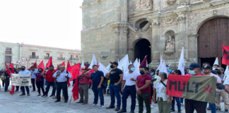 Se manifiestan organizaciones a más de un año del asesinato de Tomás Martínez