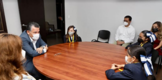 Reconoce el IEEPO a alumnas destacadas en el XVI Concurso Latinoamericano