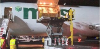 Llega a México tercer embarque de vacunas anticovid de Pfizer para niñas y niños