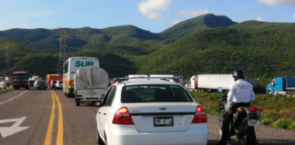 Vuelca camión de carga en el tramo Oaxaca-Istmo