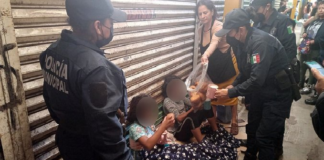 Abandonan a tres menores de edad en central de abasto