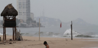 “Blas” se desplaza hacia el oeste-noroeste