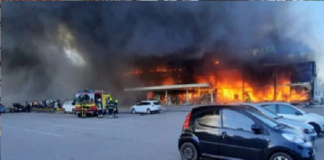 Rusia bombardea centro comercial ucraniano
