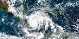 “Bonnie” ingresa a la Cuenca del Océano Pacífico