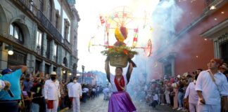 Nuevamente Oaxaca mostró al mundo su máximo esplendor, en el segundo desfile de delegaciones