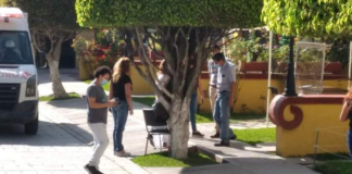 Mujer intenta cortarse las venas al interior de la DDHPO