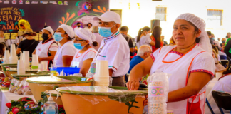 La feria del tejate y el tamal regresa a la Plaza de la Danza