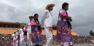 Regresa Guelaguetza magisterial en Oaxaca