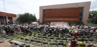 Entre conflicto, UABJO realiza “Guelaguetza Universitaria”