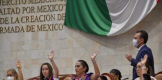 𝐑𝐞𝐟𝐨𝐫𝐦𝐚𝐧 𝐥𝐞𝐲 𝐞𝐧 𝐎𝐚𝐱𝐚𝐜𝐚 𝐩𝐚𝐫𝐚 𝐠𝐚𝐫𝐚𝐧𝐭𝐢𝐳𝐚𝐫 𝐝𝐞𝐫𝐞𝐜𝐡𝐨𝐬 𝐝𝐞 𝐥𝐚𝐬 𝐩𝐞𝐫𝐬𝐨𝐧𝐚𝐬 𝐜𝐨𝐧 𝐚𝐮𝐭𝐢𝐬𝐦𝐨