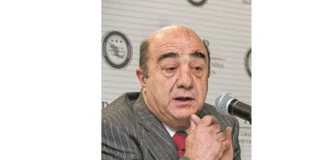 Telefonazo en plena mañanera confirmó la detención de Murillo Karam