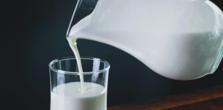 Gobierno Federal aumenta a 10 pesos el precio de garantía de la leche