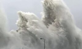 El “super tifón” Nanmadol azota Japón y obliga a evacuar a 9 millones de personas