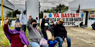 Pobladores de San Bartolo Coyotepec se apoderan de “Gugar”, piden su salida