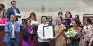 Reconoce Congreso al joven Pedro Ocañas por ganar primer lugar en oratoria en Tepic