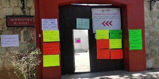 Protestan empleados del Registro Civil, denuncian carencias