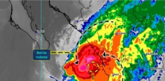 Huracán Orlene se debilita a categoría 2