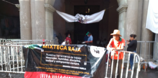 Por segundo día organizaciones protestan en Palacio de Gobierno