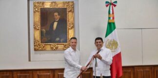 AMH y SJC firman Acta de Entrega Recepción del Gobierno del Estado