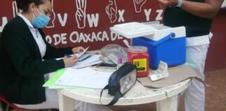 Instala IMSS módulo de vacunación en Mercado Zonal de Santa Rosa