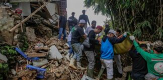 Indonesia: Cifra de fallecidos por sismo aumenta a 310