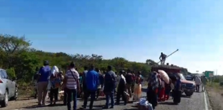 Persisten tres bloqueos en el Istmo