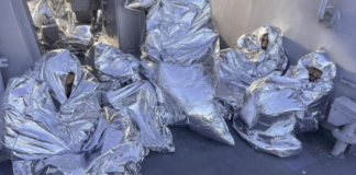 Mueren 20 migrantes tras naufragio en Grecia