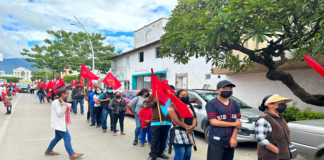Marchan integrantes de “Sol Rojo” exigen justicia por asesinato de activista