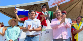 Surfistas oaxaqueños brillan en Campeonatos Nacionales en Ixtapa