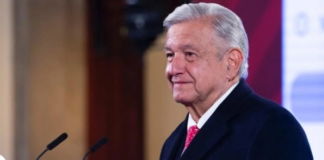 AMLO advierte que golpe de Estado está muy fantasioso por su aprobación