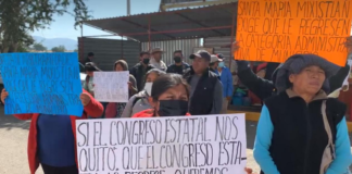 Pobladores de Mixistlán protestan en Congreso