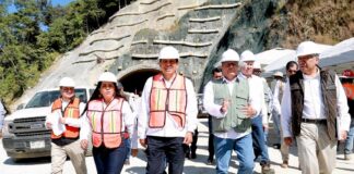Supervisa Salomón Jara obras de tramo carretero Barranca Larga- Ventanilla, de la autopista Oaxaca-Costa