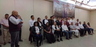Toman protesta a Comité Estatal de Morena Progresista en apoyo a Ebrard