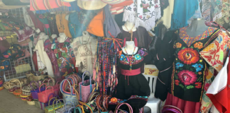 Credencialización, contra vendedores de artesanía pirata que abundan en el centro de Oaxaca