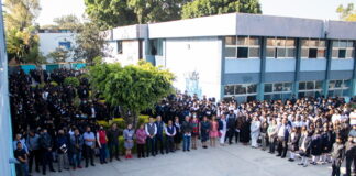 Diputado Luis Alfonso Silva Romo y estudiantes participan en tequio preparatoriano