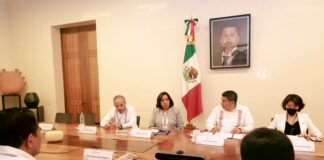 Reinstala Gobernador del Estado Junta Directiva de los Servicios de Salud de Oaxaca