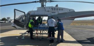 Realizan traslados aéreos de alta prioridad de tres pacientes de Tuxtepec, Pochutla y Tlaxiaco