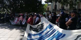 Marchan Normalistas para exigir cumplimiento a pliego petitorio
