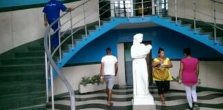 Extraño brote bacteriano causa muerte de bebés en hospital de Cuba