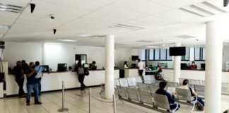 Mantiene Semovi gestiones para garantizar emplacamiento de vehículos en Oaxaca